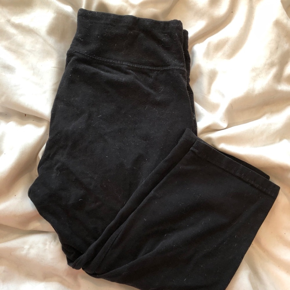 Black Capri leggings